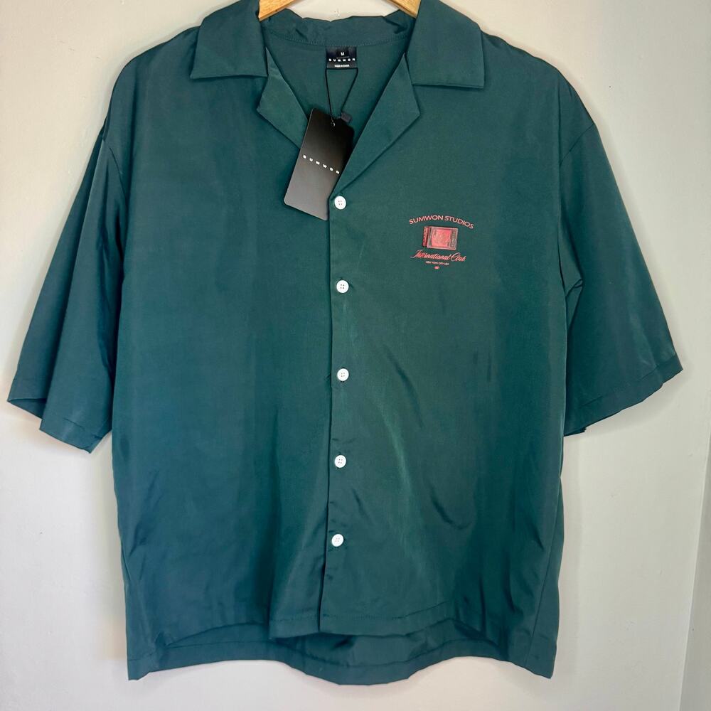 SUMWON Studios Green International Club Camp Collar Button Up Shirt NWT M